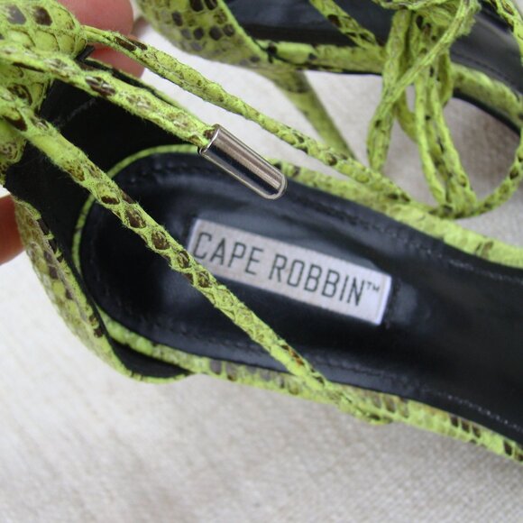 Cape Robbin Invade neon green snake wrap around peep toe high heels, S 8 - Picture 4 of 9